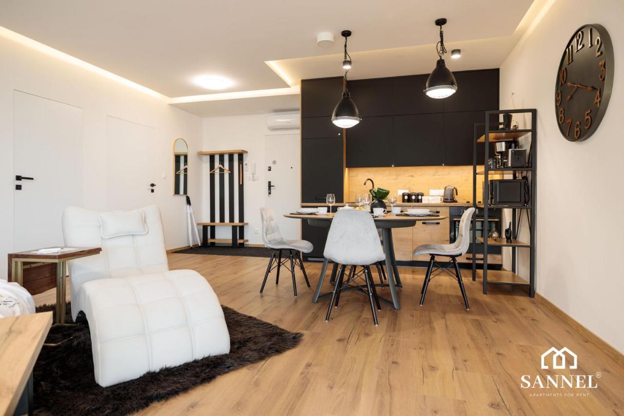 Apartament Prestige Z Dostepem Do Basenow,Strefy Saun,Jacuzzi - Pinea Apartments Pobierowo-Sannel Apartments For Rent 외부 사진