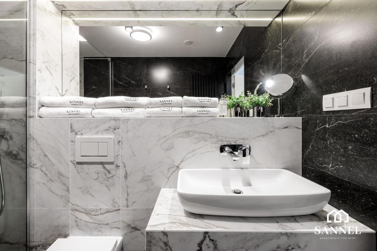 Apartament Prestige Z Dostepem Do Basenow,Strefy Saun,Jacuzzi - Pinea Apartments Pobierowo-Sannel Apartments For Rent 외부 사진