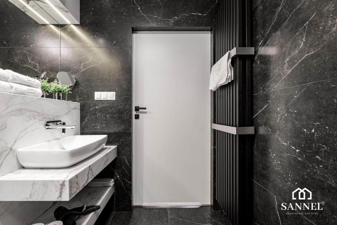 Apartament Prestige Z Dostepem Do Basenow,Strefy Saun,Jacuzzi - Pinea Apartments Pobierowo-Sannel Apartments For Rent 외부 사진