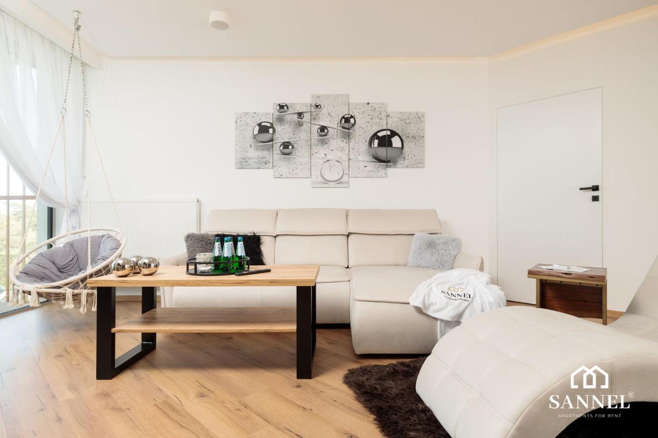 Apartament Prestige Z Dostepem Do Basenow,Strefy Saun,Jacuzzi - Pinea Apartments Pobierowo-Sannel Apartments For Rent 외부 사진